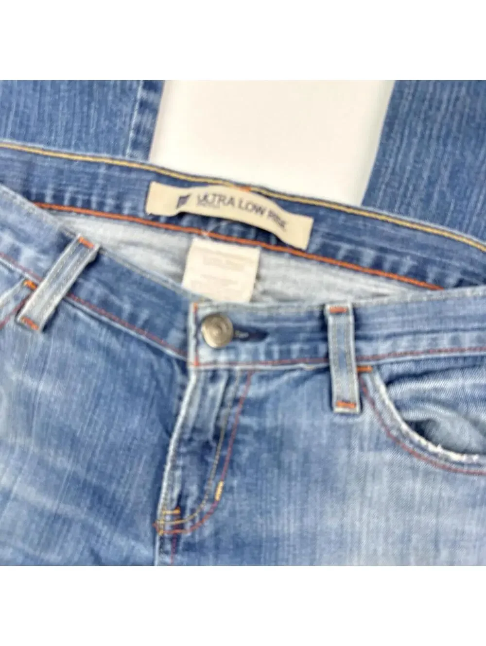 Vintage Y2K Ultra Low Rise Bootcut Flare Jeans Medium Wash